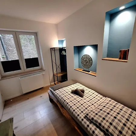 Oerlinghausen, Gesamte Stilvolle Wohnung, 3 Schlafzimmer, 4 Betten Oerlinghausen