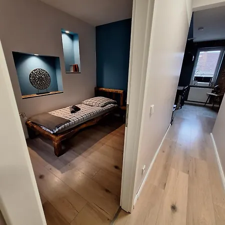 Oerlinghausen, Gesamte Stilvolle Wohnung, 3 Schlafzimmer, 4 Betten شقة