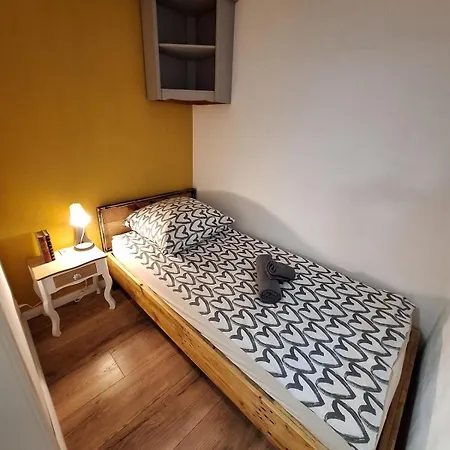Oerlinghausen, Gesamte Stilvolle Wohnung, 3 Schlafzimmer, 4 Betten * Oerlinghausen