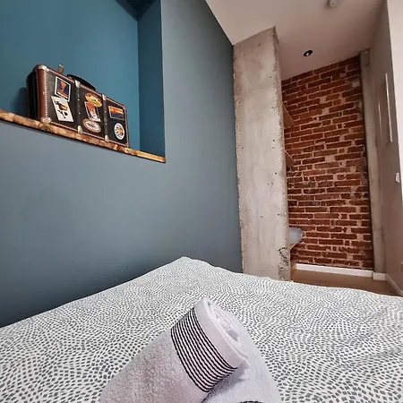 Oerlinghausen, Gesamte Stilvolle Wohnung, 3 Schlafzimmer, 4 Betten شقة