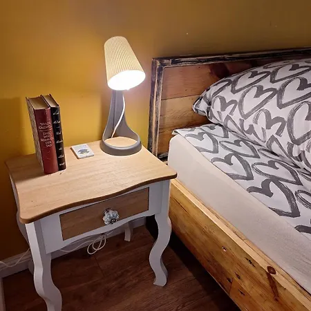 Oerlinghausen, Gesamte Stilvolle Wohnung, 3 Schlafzimmer, 4 Betten * Oerlinghausen