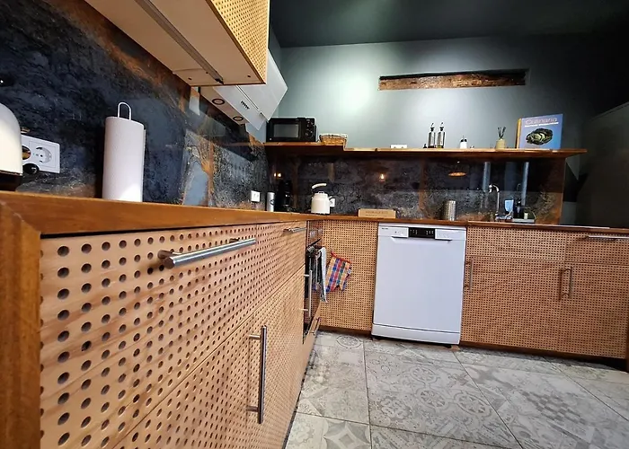 Oerlinghausen, Gesamte Stilvolle Wohnung, 3 Schlafzimmer, 4 Betten Apartamento Oerlinghausen