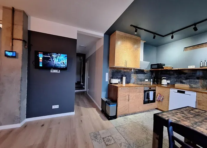 Oerlinghausen, Gesamte Stilvolle Wohnung, 3 Schlafzimmer, 4 Betten *