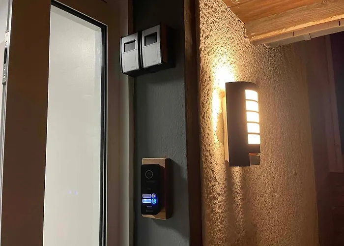 Oerlinghausen, Gesamte Stilvolle Wohnung, 3 Schlafzimmer, 4 Betten * Oerlinghausen