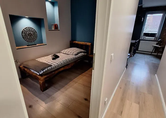 Oerlinghausen, Gesamte Stilvolle Wohnung, 3 Schlafzimmer, 4 Betten Apartamento