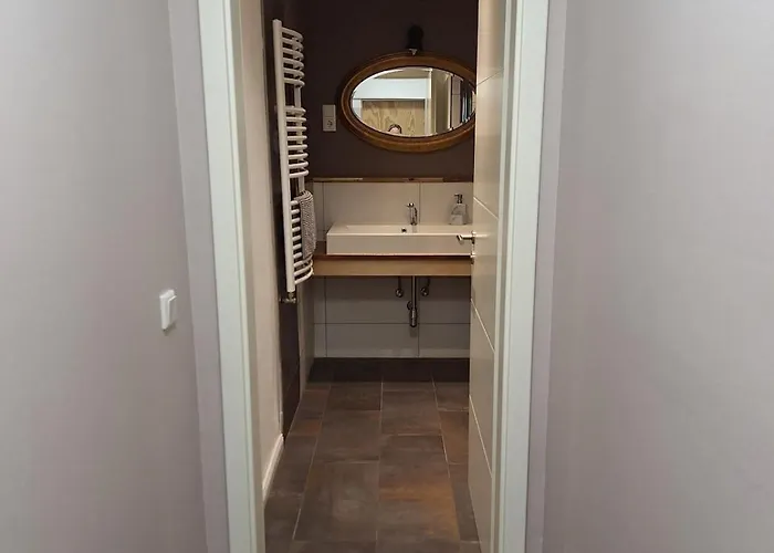 Oerlinghausen, Gesamte Stilvolle Wohnung, 3 Schlafzimmer, 4 Betten Oerlinghausen